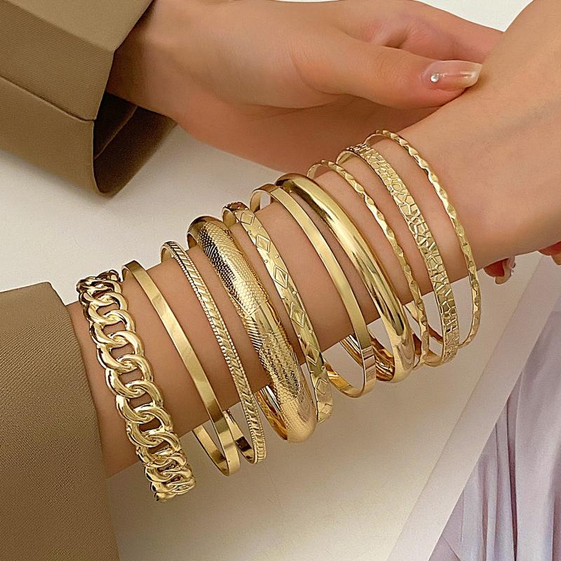 Vintage Boho Gold Color Metal Bangles Set for Women Punk Hiphop Textured Bracelets Fashion Wedding Daily Wear Party Jewelry Gift