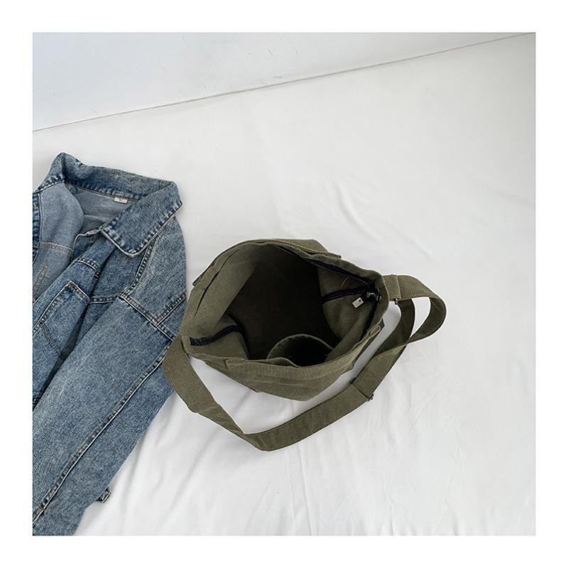 Canvas Bag Women Shoulder Crossbody Bag Letter Print Cloth Bag College Student Class Tutoring Artistic Minimalist Large Capacity