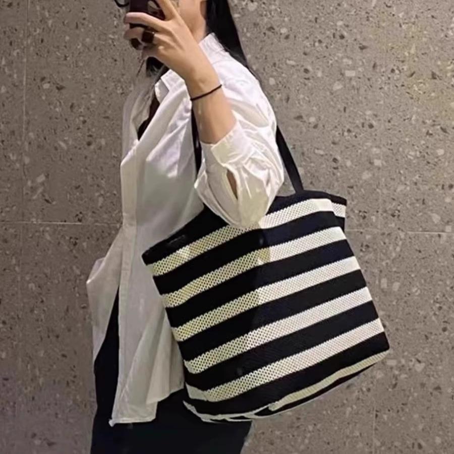Simple Woven Tote Bag Women'S Summer Vacation Travel Shoulder Armpit Bag Large Capacity Handbag Tide