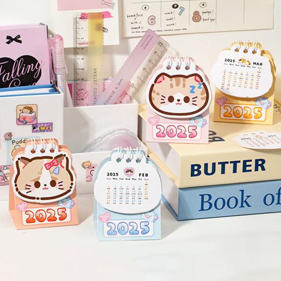 

Настольный календарь 2025 года, мини-календарь на каждый день с рисунком мультяшных кошек, небольшой настольный календарь 2025 года для домашнего офиса, школы C