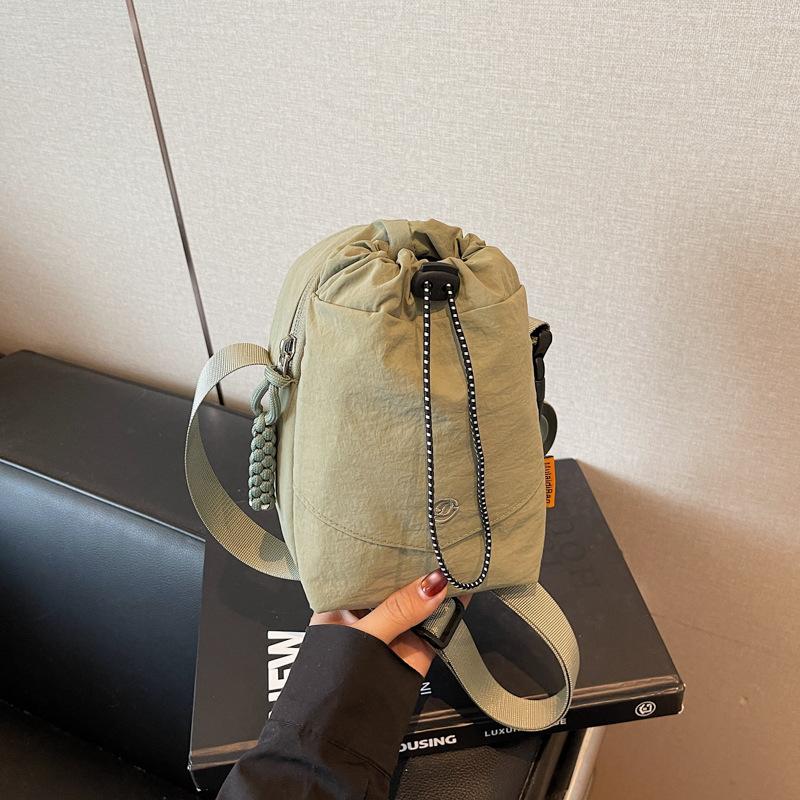 Mobile phone bag women's small satchel summer mini water cup kettle bag men's lightweight sports messenger bag