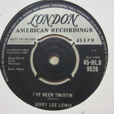 7inch Record JERRY LEE LEWIS  Ive Been Twistin  Ramblin Rose 45HLS9526 London Records 1962 UK Rock Used