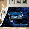 1 Stück Hertha BSC Individuelles Namensmuster Flanelldecke Geeignet für Alle Jahreszeiten für Heimdekoration Wärme und Komfort Geschenke Feiertagsgeschenk