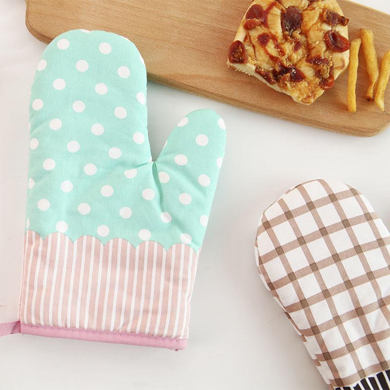 1pcs Single Barbecue Gloves Baking Heat-proof Glove Mat Oven Microwave Oven Potholder Thickened Oven Gloves Kitchen Tools