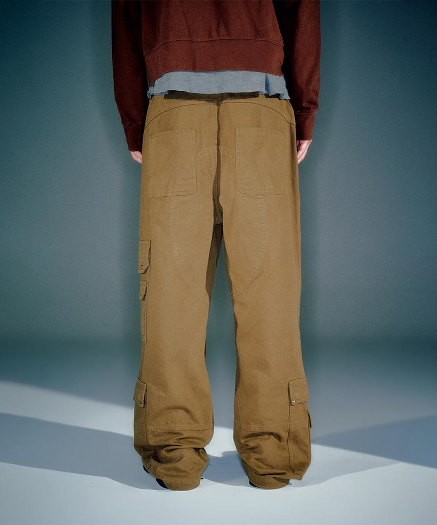 Beikeonteuakaibeu (Men) Rowan Cargo Pants Brown