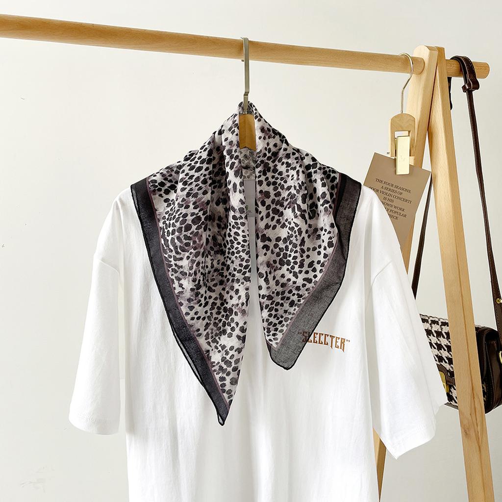 58 * 58cm Four Seasons Available New Large Square Towel Headband Breathable Sweat Absorbing Sunscreen Simple Shawl Professional Scarf