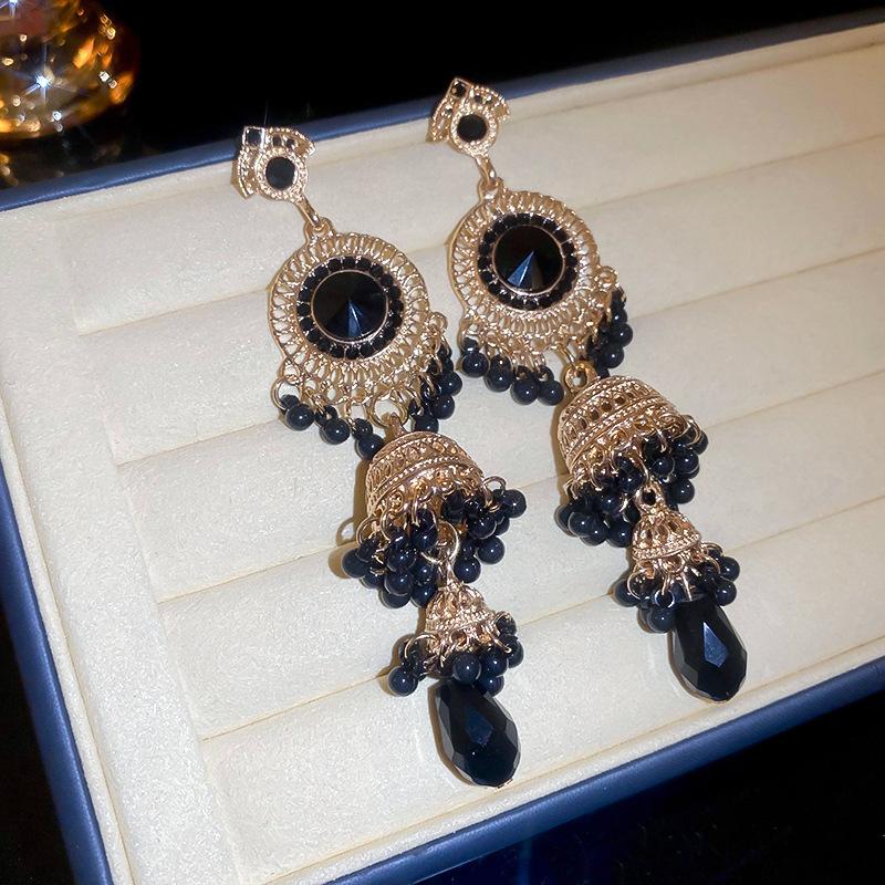 Retro High-End Silbernadel Diamantbesetzte Blumenohrringe, Europäische und Amerikanische Übertriebene Temperamentsohrringe, Leichter Luxus Nischenohrringe