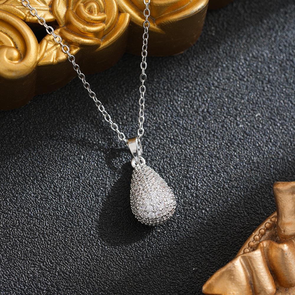 Korean Style Water Drop Necklace - Trendy, Versatile, Fade-Resistant Accessory