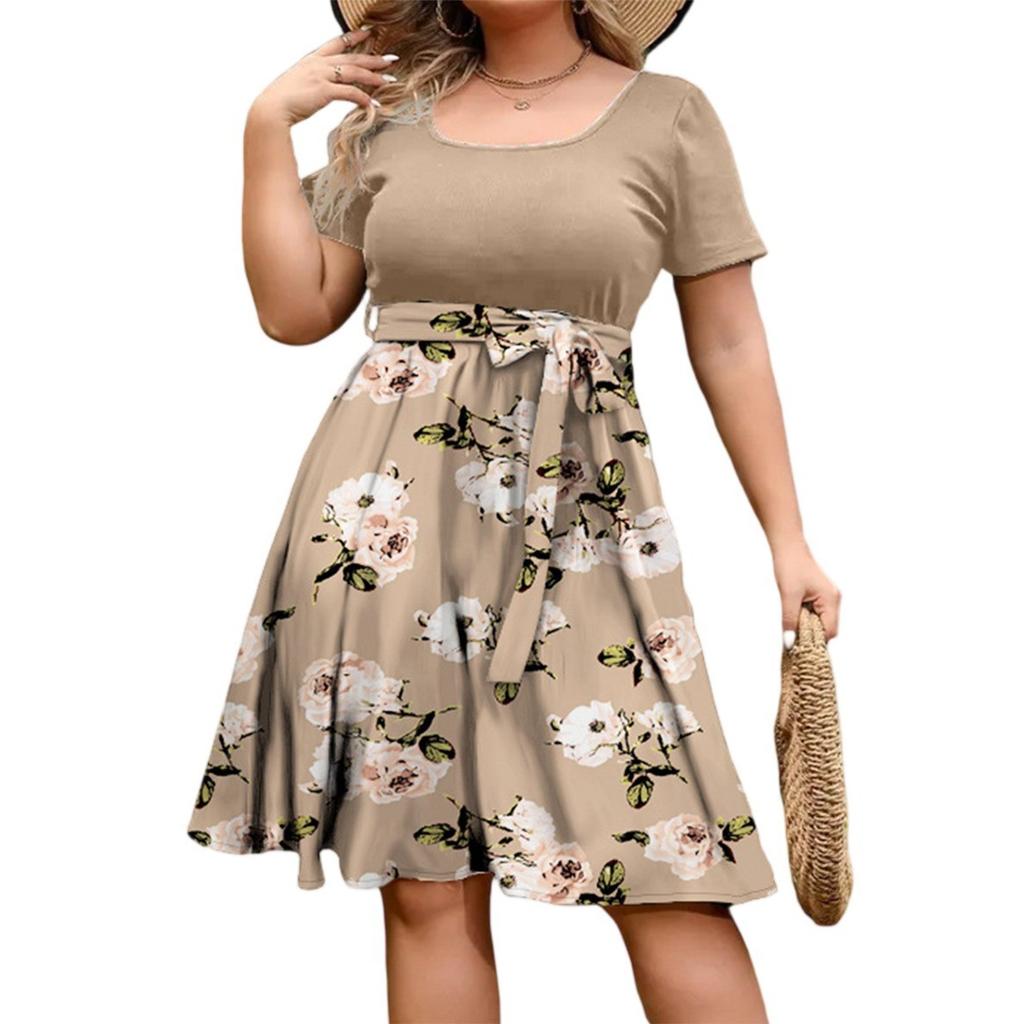 Women's Fashionable And Trendy Round Neck Short Sleeved Waist Print Dress In Plus Size