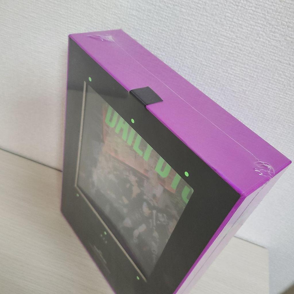 [USED] Final Price Reduction BTS 2022 SEASON'S GREETINGS BTS