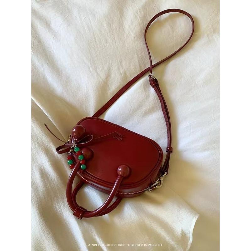 Sweet Date Leather Pillow Bag, Exquisite Small Bag, Women's Wedding Bag, Hand Bill, Shoulder Crossbody Bag