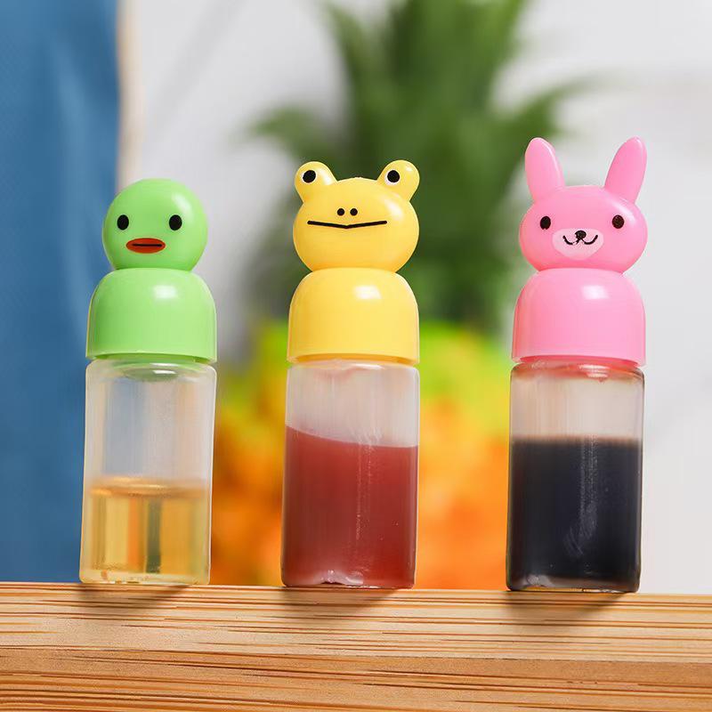 Portable Mini Squeeze Bottle for Tomato Salad Dressing and Honey Dispenser