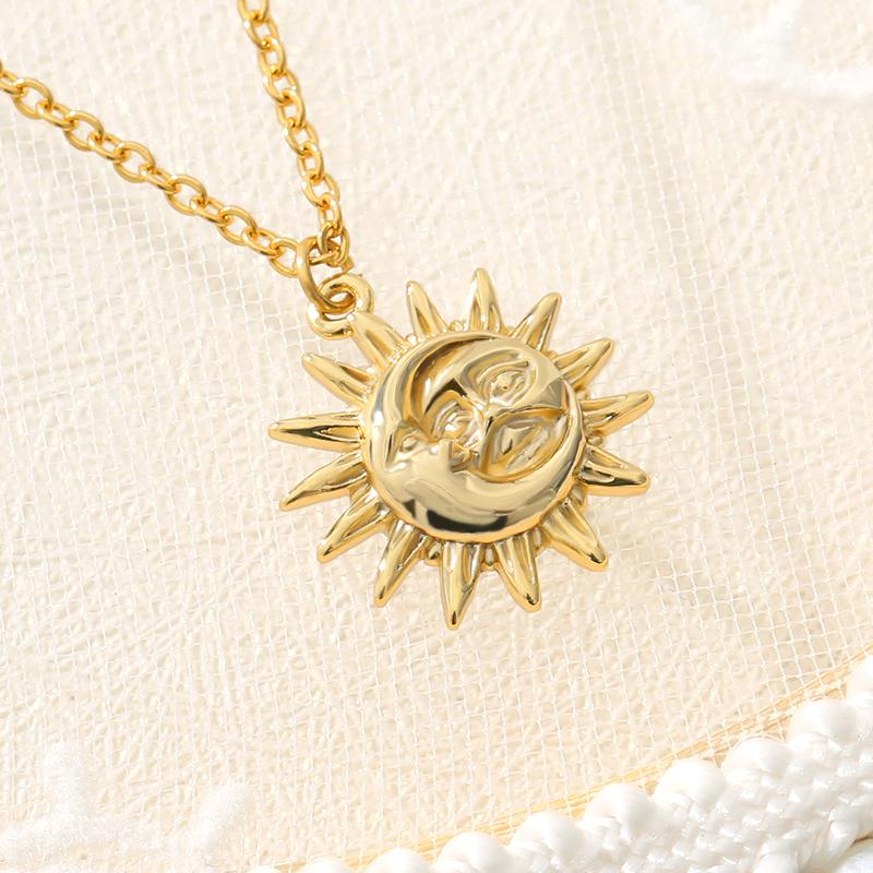 Sun and Moon Necklace For Women Stainless Steel Vintage Gold Color Necklaces Pendants Goth 2024 Trend Jewelry BFF Collier Femme