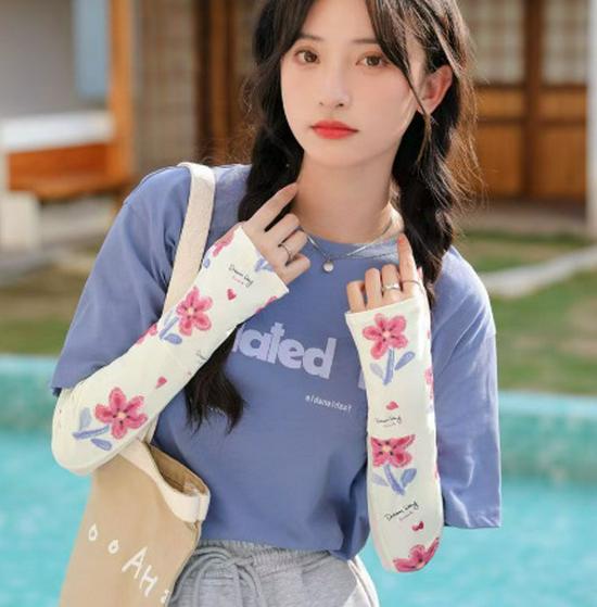 

Женские солнцезащитные рукава из ледяного шелка 2025: Летние перчатки для вождения в стиле «Сердце любви», свободного кроя