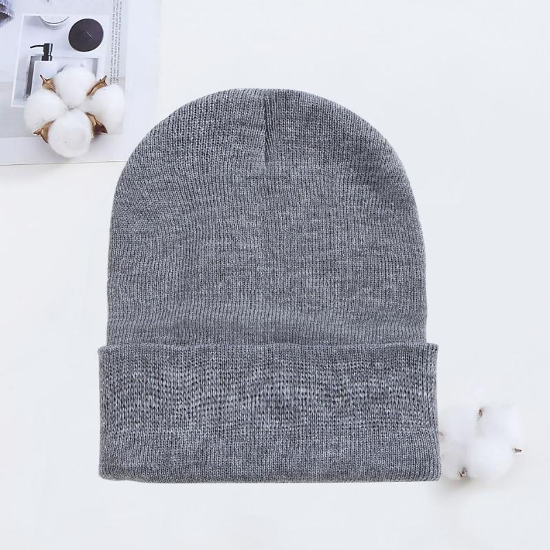 Knitted hats Versatile cold-proof autumn and winter hats Women's wool hats Knitted hats Men's