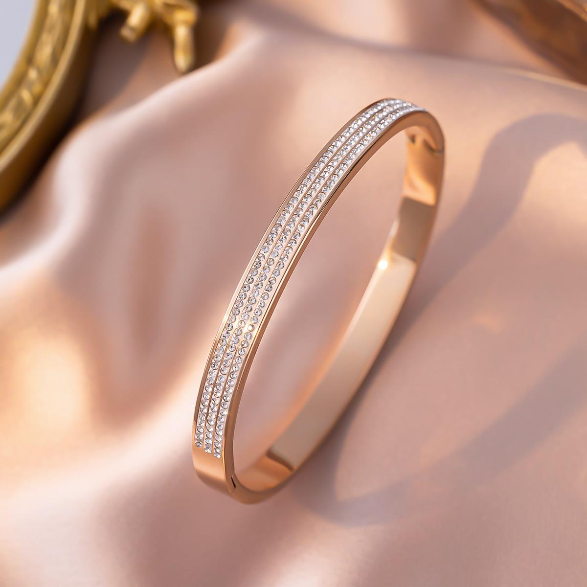 

Браслет Unfade из титановой стали со сверкающими стразами для пар, браслет с отверстиями розового золота