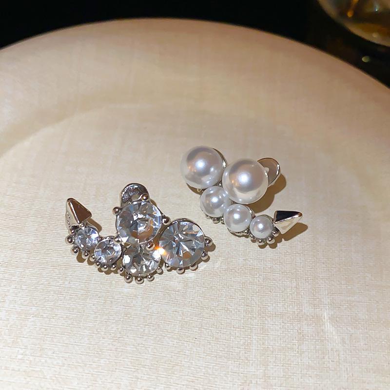 French Vintage Zircon Pearl Earrings - Elegant Retro Studs