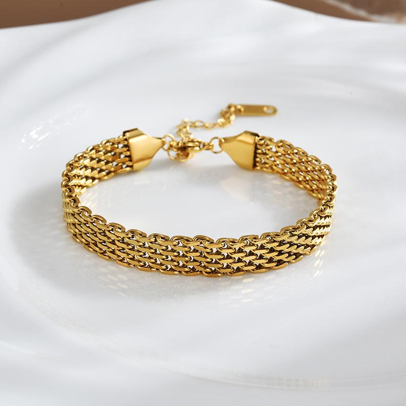 2025 summer new trend chain metal rough bracelet collarbone chain woven snake bone chain jewelry