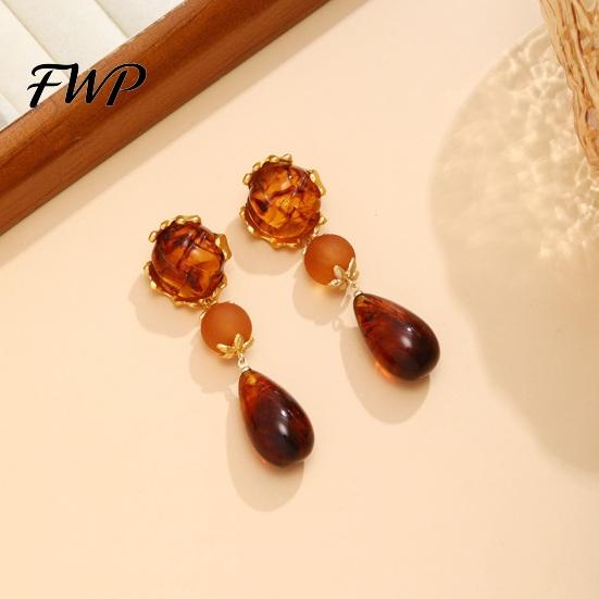 Long-lasting Diamond Setting Water Drop Earrings, with Amber Gradient Design, Durable Earrings Alloy Retro Elegant Style Jewelry