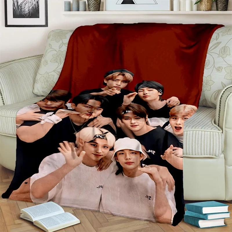 3D Kpop Stray Kids Korea Singer Blanket,Soft Throw Blanket for Home Bedroom Bed Sofa Picnic Travel Office Rest Cover Blanket Kid