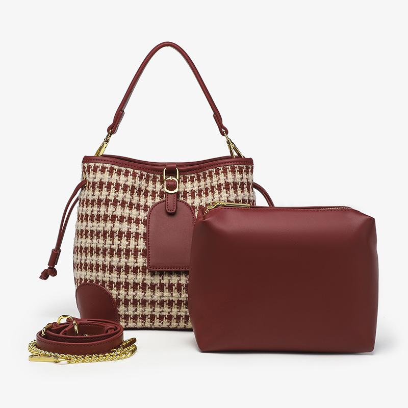 Wedding bag for female brides 2024 new model, high-end red wedding bag, niche light luxury crossbody bag, handbag