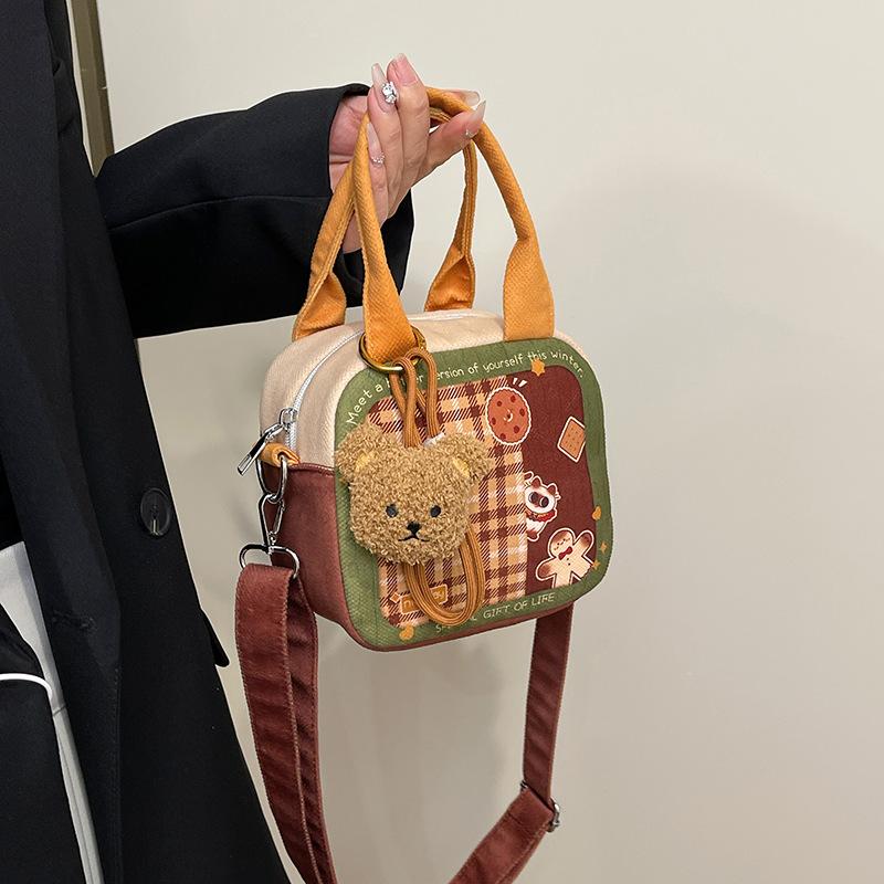 Cartoon small bag 2025 new Japanese cute girl niche plaid versatile single shoulder portable messenger small square bag