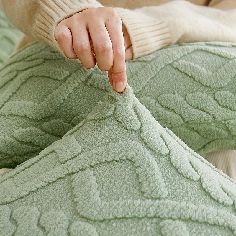 Husa de canapea elastica universala: Protecție pentru toate anotimpurile pentru canapelele din living (Model 2025)