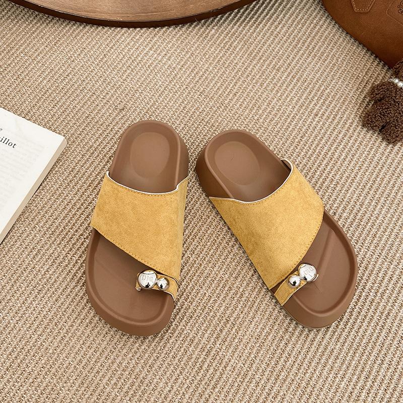 Niche Metal Toe Slippers Women's Summer Wear 2025 New French Flat Sandals Beach Sandals Women