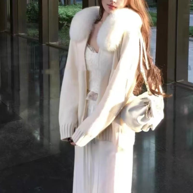 Autumn and Winter New Hooded Short Fashion Knitted Cardigan Small Imitation Fox Fur Collar Jacket Women's Sweater