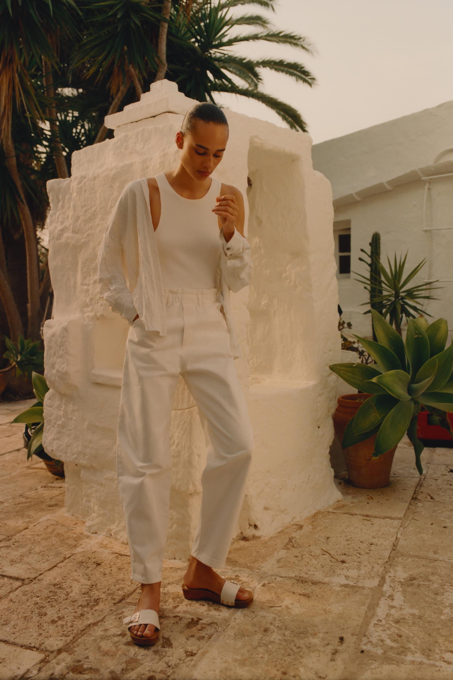 

КОМБИНЕЗОН Z1975 ИЗ ДЖИНСОВОЙ МЕШОЧНОЙ ТКАНИ