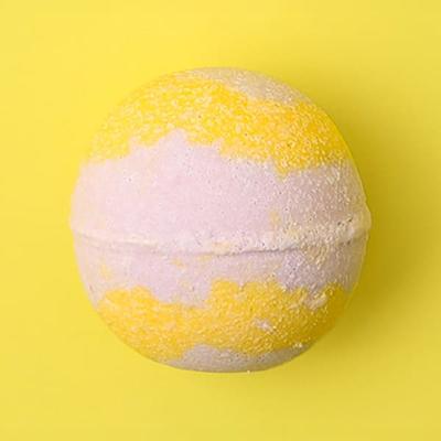Bubble Bath Bomb (Black Cherry Flavor) (150 G)