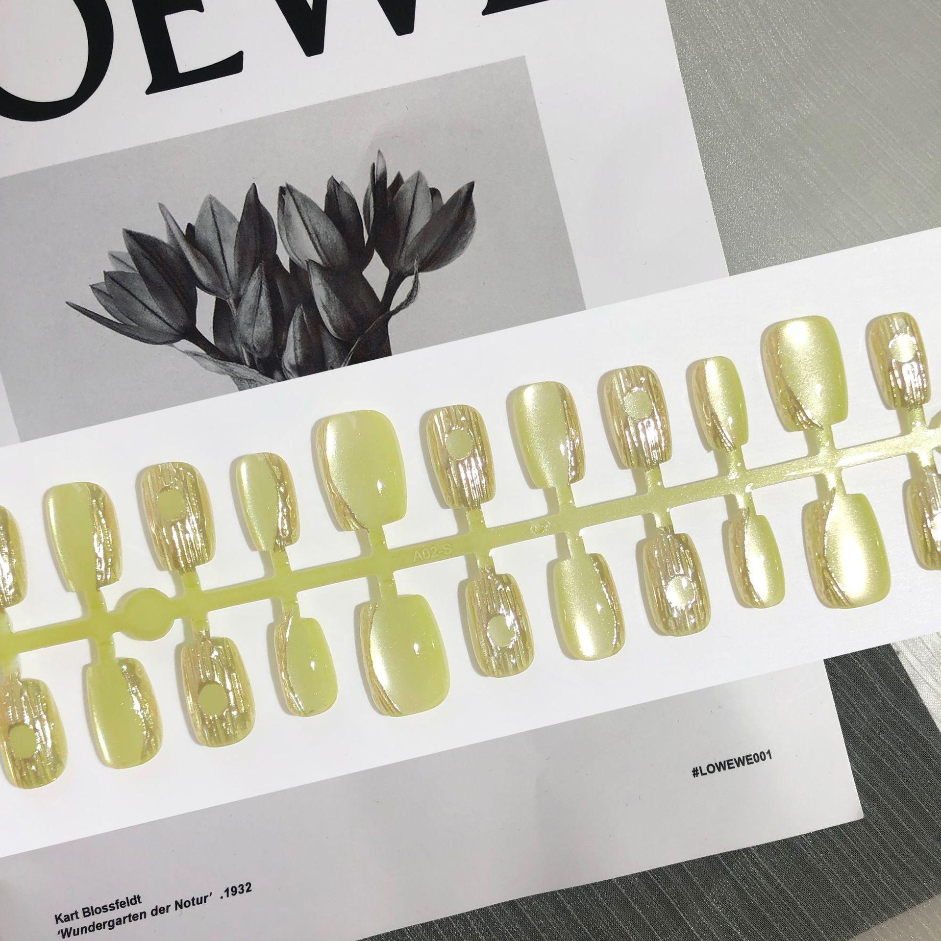 

Накладные ногти миндалевидной формы Buccellati с фиолетовым декором - Длинные, готовые патчи для нейл-арта премиум-класса