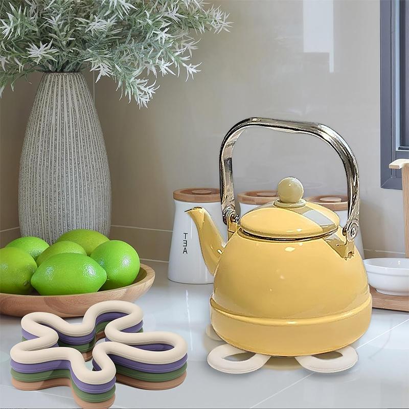 4 Set Silicone Trivets for Hot Dishes Flower Shaped Heat Resistant Hot Pads for Kitchen Countertop Hot Plate Mat Pot Holders