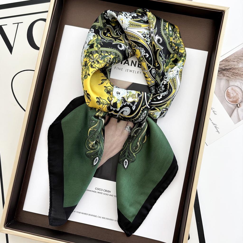 New Literary Fashionable Bandana Imitation Silk 70*70Cm Temperament Square Scarves Women SpringSummer Soft Satin Scarf