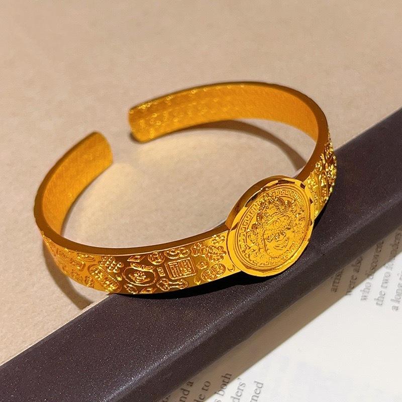 Engraved Yellow God of Wealth Round Medal Good Luck Bracelet Women's Open Bracelet