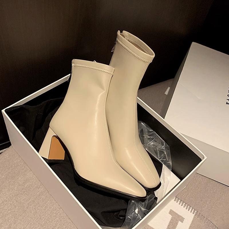 

Французские коричневые короткие женские сапоги на высоком толстом каблуке с застежкой-молнией сзади, квадратная головка, новинка 2025 года, зимние корейские сапоги с эластичной тонкой подошвой 40