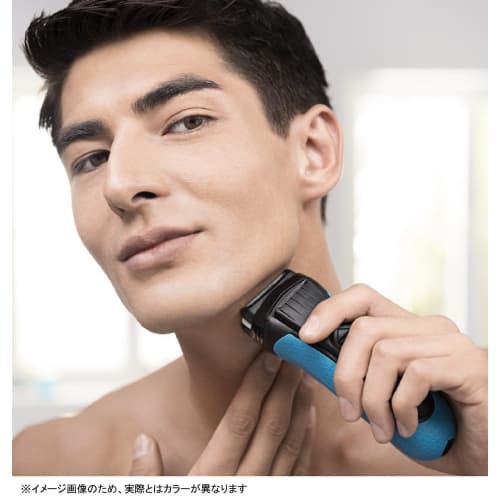 Pánský holicí strojek Braun Series 3 se 3 čepelemi 3030s