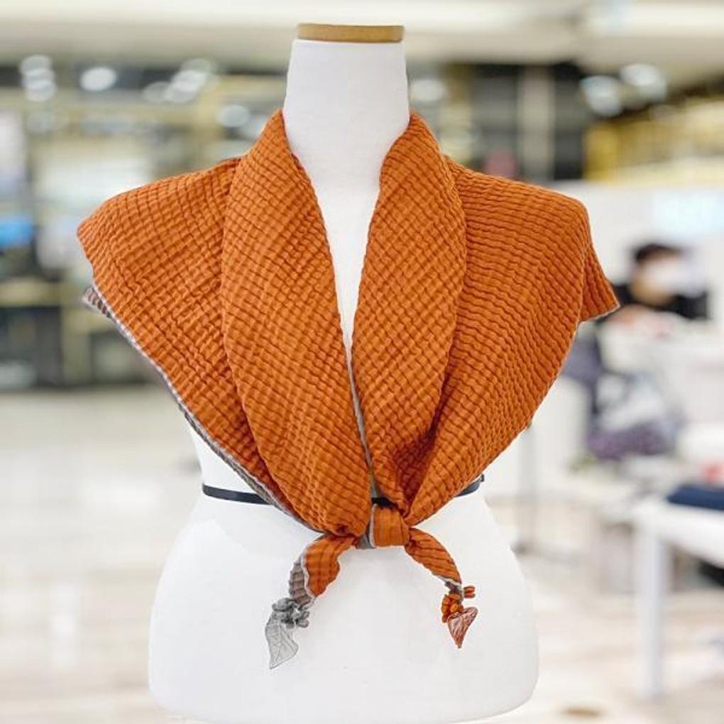 MJ Arnaldobasini Leaf Scarf ABFS-20155