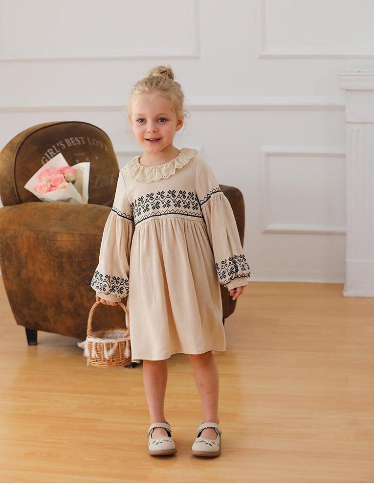 Autumn 2026 Forest-Style Ruffled Lace Collar Embroidered Girls' Dress with Puff Sleeves in Cotton Linen
