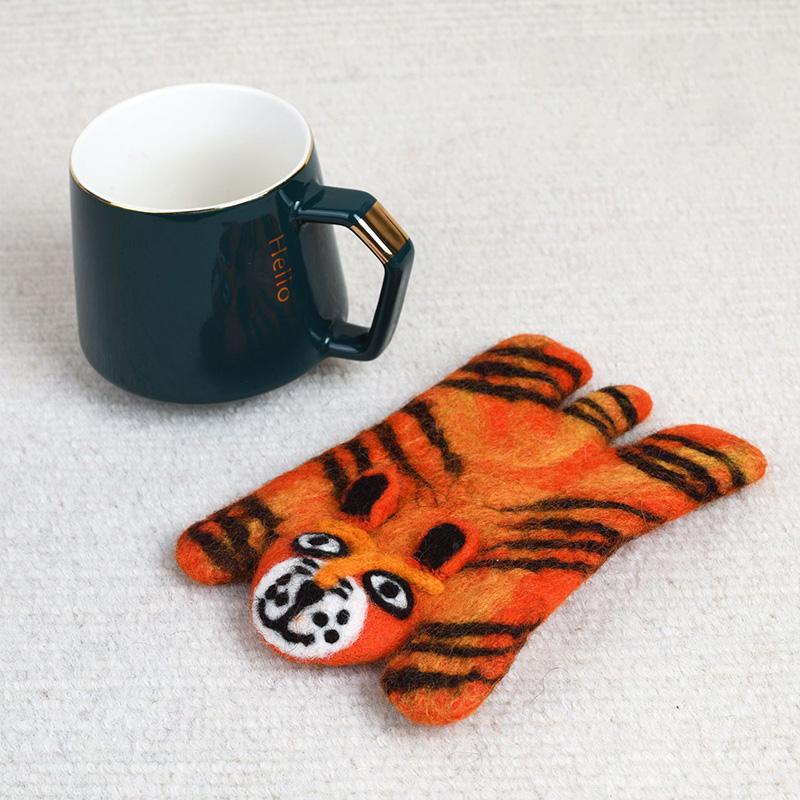 1 ks Podložka pod sklenici Ručně vyrobená Zvířecí prostírání Dekorace na kuchyňský stůl Podložka pod hrnek na kávu Roztomilá Vlněná plsť Vánoční dárek Dekorace na stůl