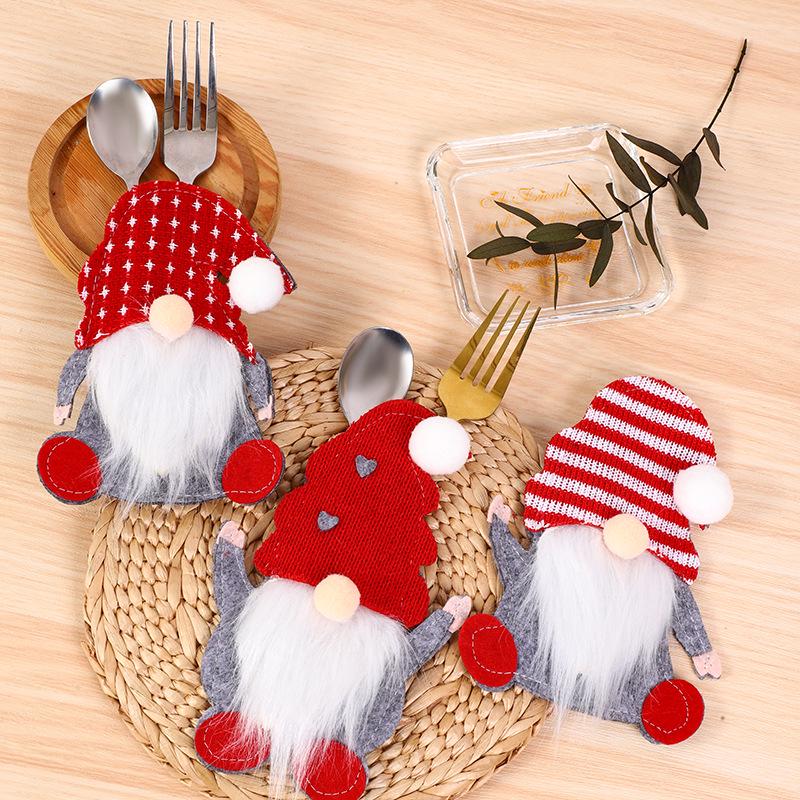 Christmas Gnome Cutlery Set: No-Face Old Man Knife & Fork with Rudolph Bag - Festive Decoration Supplies