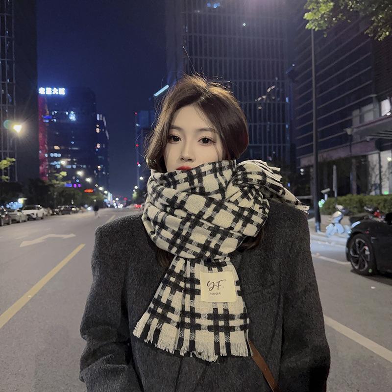 Simple and Versatile Tic Tac Toe Pattern Warm and Thickened Imitation Cashmere Scarf and Scarf for Male and Female Students