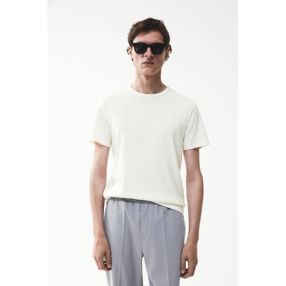 H M sliM FiT T sHirT creaM