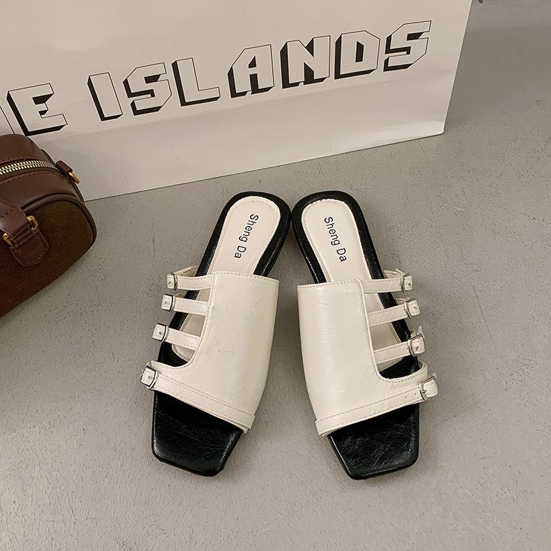 

Design sense niche belt buckle thick-soled slippers 2025 summer new high-end soft-soled sandals women s outer wear 35