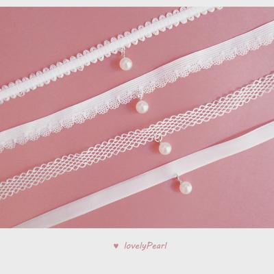 Κολιέ και μενταγιόν – Chokers