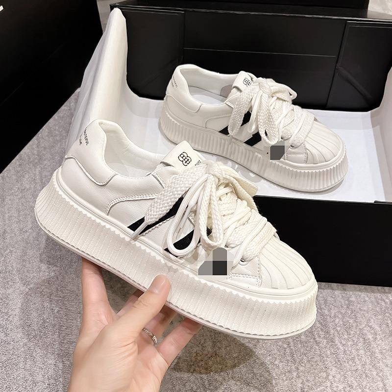 Thick-soled Mesh White Shoes Summer Women's Shoes New Breathable Versatile Muffin Leather Board Shoes