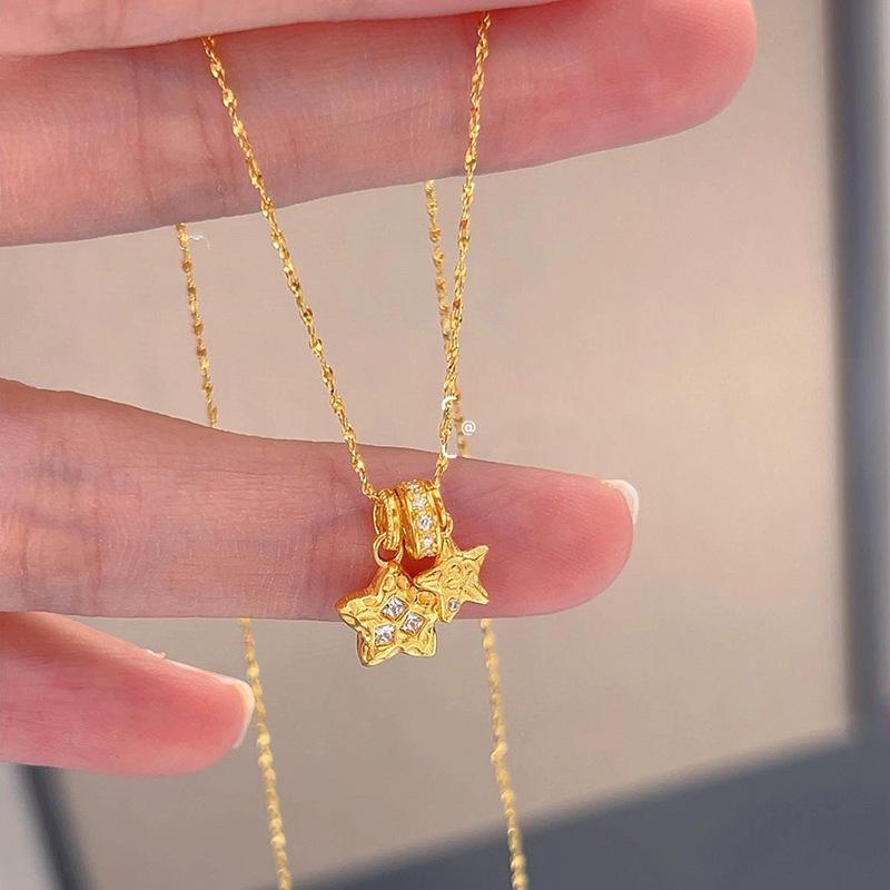 Ancient gold crafts Dreamy design double hammer small star necklace fashion brushed light luxury charm collar chain  gift