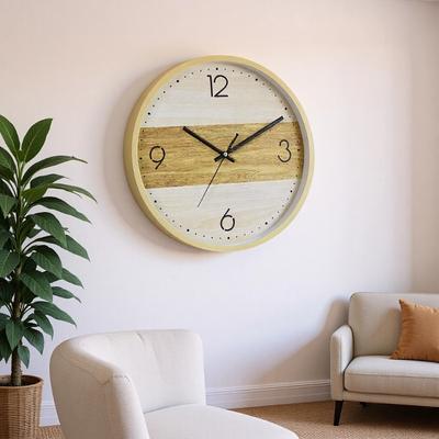 12-inch Japanese-style Wood Grain Wall Clock Wall-mounted Living Room Bedroom Home Silent Wall-mounted Quartz Clock Modern Simple
