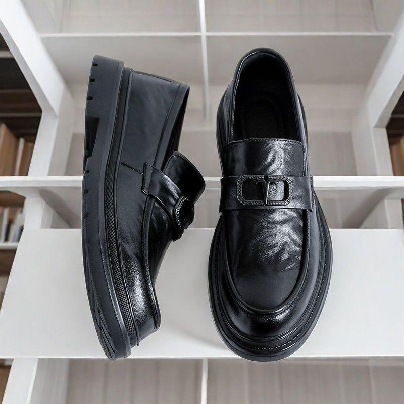 Męskie skórzane mokasyny podwyższające wzrost: Gruba podeszwa, casualowy styl brytyjski, formalne wsuwane