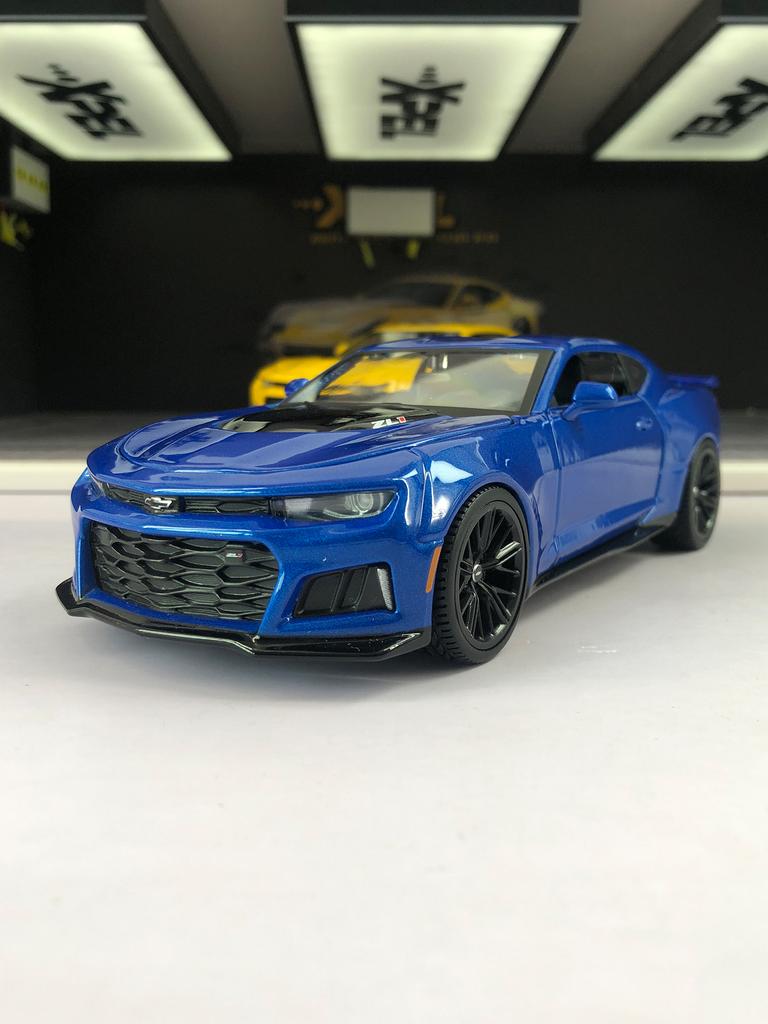 Maisto 1:24 2017 Chevrolet Camaro ZL1 car model, zinc alloy metal decoration, collectible gift car